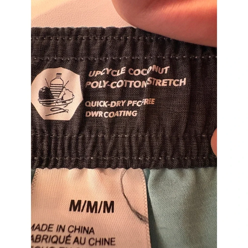 Vissla Board Shorts Mens Small Aqua Blue Upcycled Coconut Stretch Swim Trunks